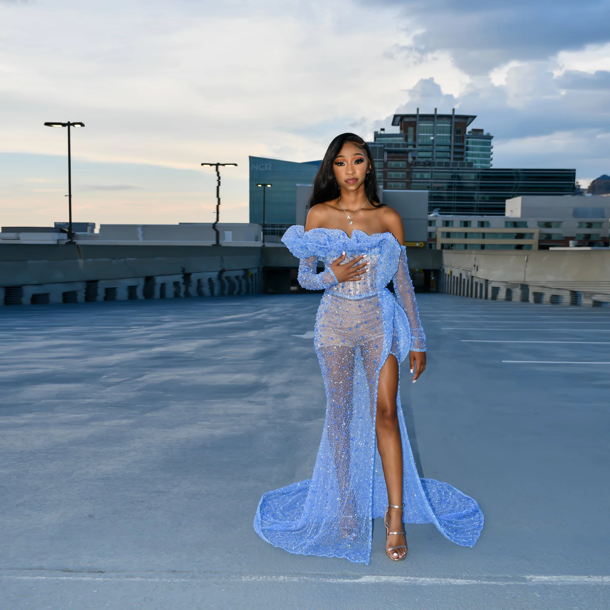 Vestidos de graduación con volantes de sirena para mujer, vestidos elegantes de fiesta, cuello de barco, mangas largas, lentejuelas divididas, tren de barrido brillante, Sexy, talla grande