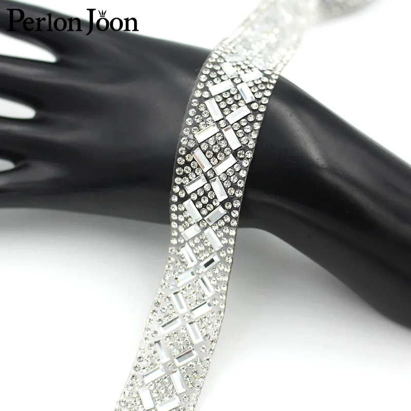 1 Yard Shiny Glass Rhinestone Tape Hot Fix Glass Crystal Ribbon Applique DIY Crafts Wedding Dress Accessory Decoration TR140