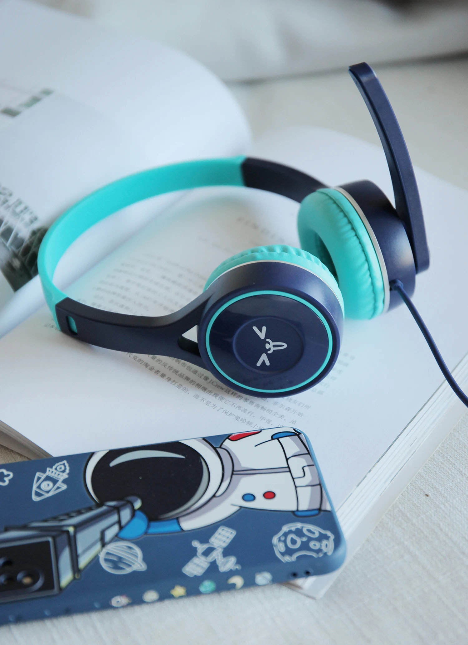 سماعة رأس عالية القيمة لألعاب آذان القط ، لطيف ، رياح ، ستيريو ، تأثير باس ثقيل ، البيع المباشر من المصنع