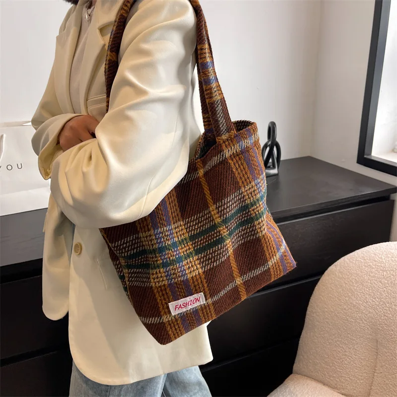 Tote Women\'s Bag Shoulder Wool Shopper Bags For Women Large Capacity Autumn Winter New Soft Plaid Ladies Travel Designer Handbag