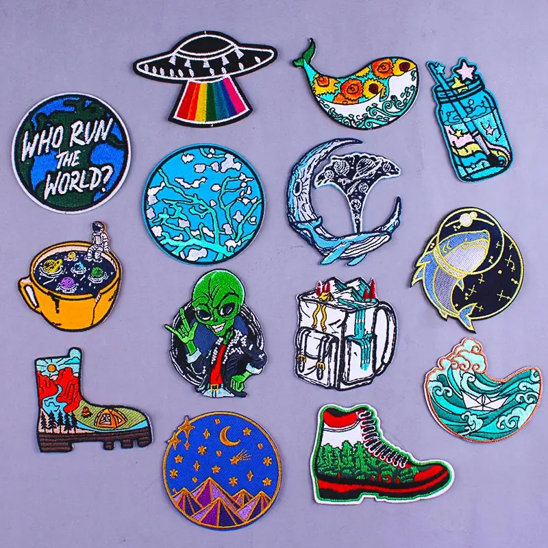 Pulaqi New Embroidered Patches On Clothes Alien Mountain Pacth Iron On Patches For Clothing Outdoor Wilderness Clothes Stripes