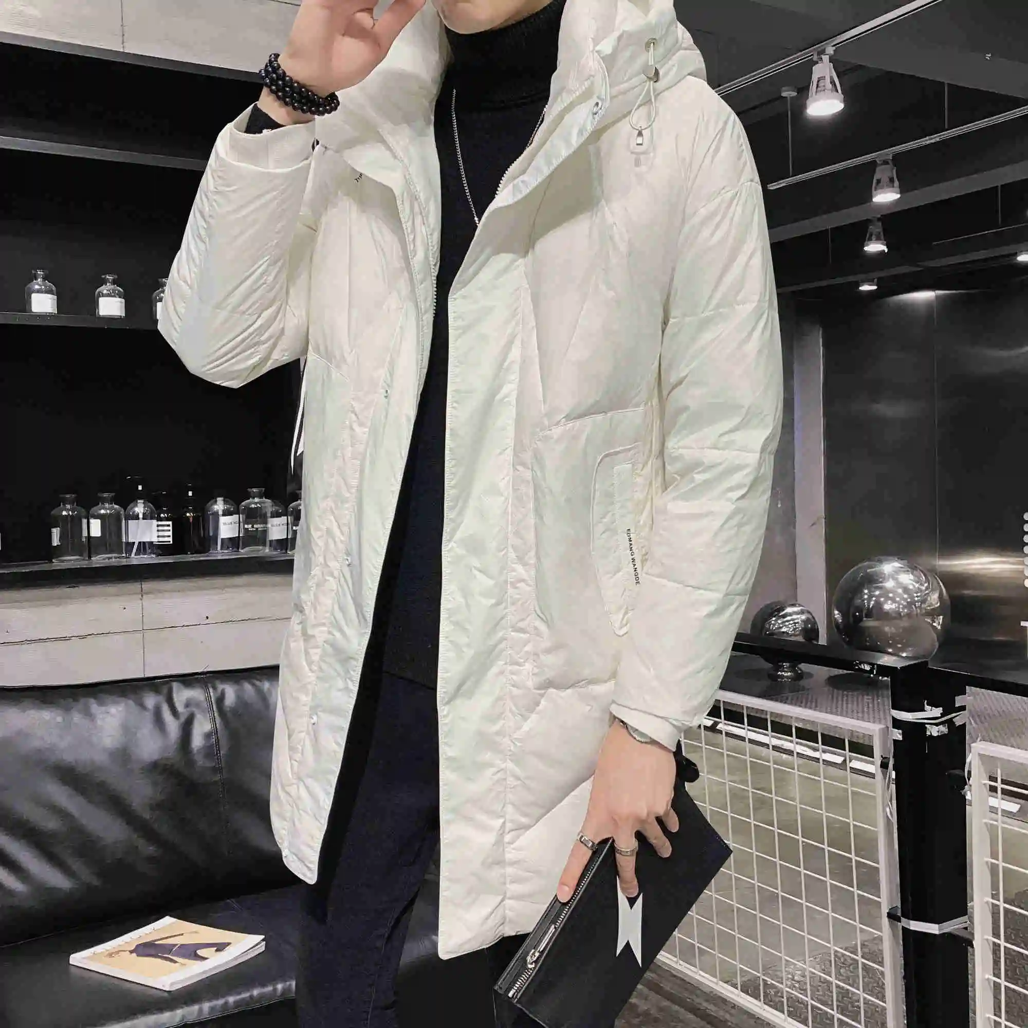 Winter 2022 Mannen Down Parka Jas Nieuwe Mode Casual Losse Hooded Kleding Mannen Eend Donsjack Dikker Warm bovenkleding B333