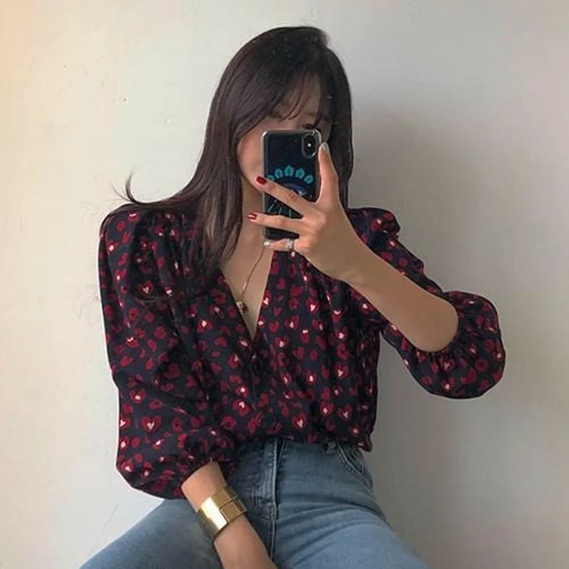 Shirt Women Vintage Printed V-neck Sexy Korean Style Top Sweet Lantern Sleeve Retro Chic All-match Spring Autumn Single Breasted