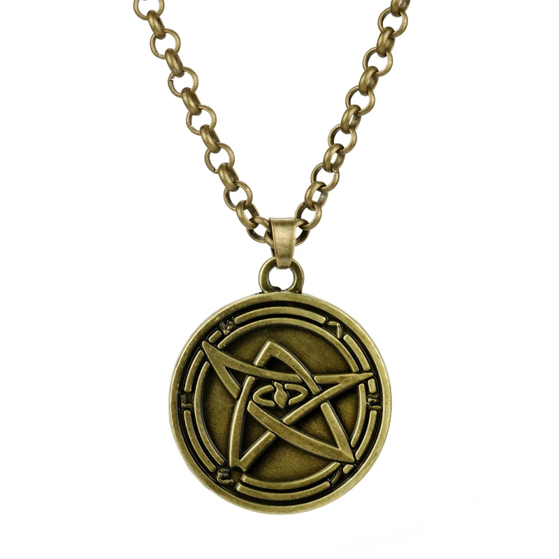 Game Mysterious Cthulhu Mythos Necklace Cary's Eyes Rune Sign Pendant Necklace Vintage Jewelry Men Fans Souvenirs