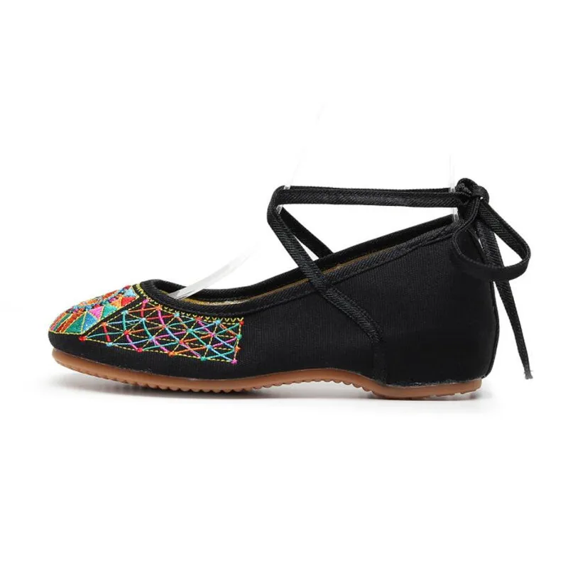 Embroidered cipők Nő évjárat loafers Női Kiszivattyúz Félcipő Boka szíj espadrilles Lezser Félcipő chinesa totem Balerina cipők