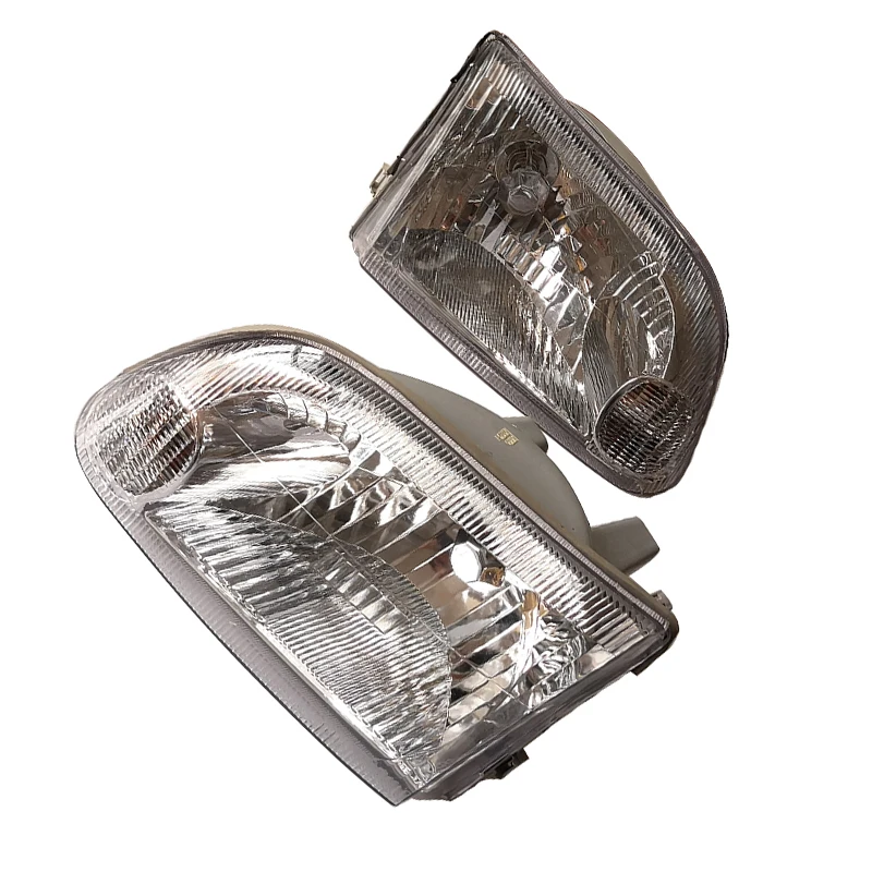 Car Crystal Headlight Far and Near Headlamp Integrated for Toyota Hiace KZH106W 2000 2001 2002 2003 2004 2PCS