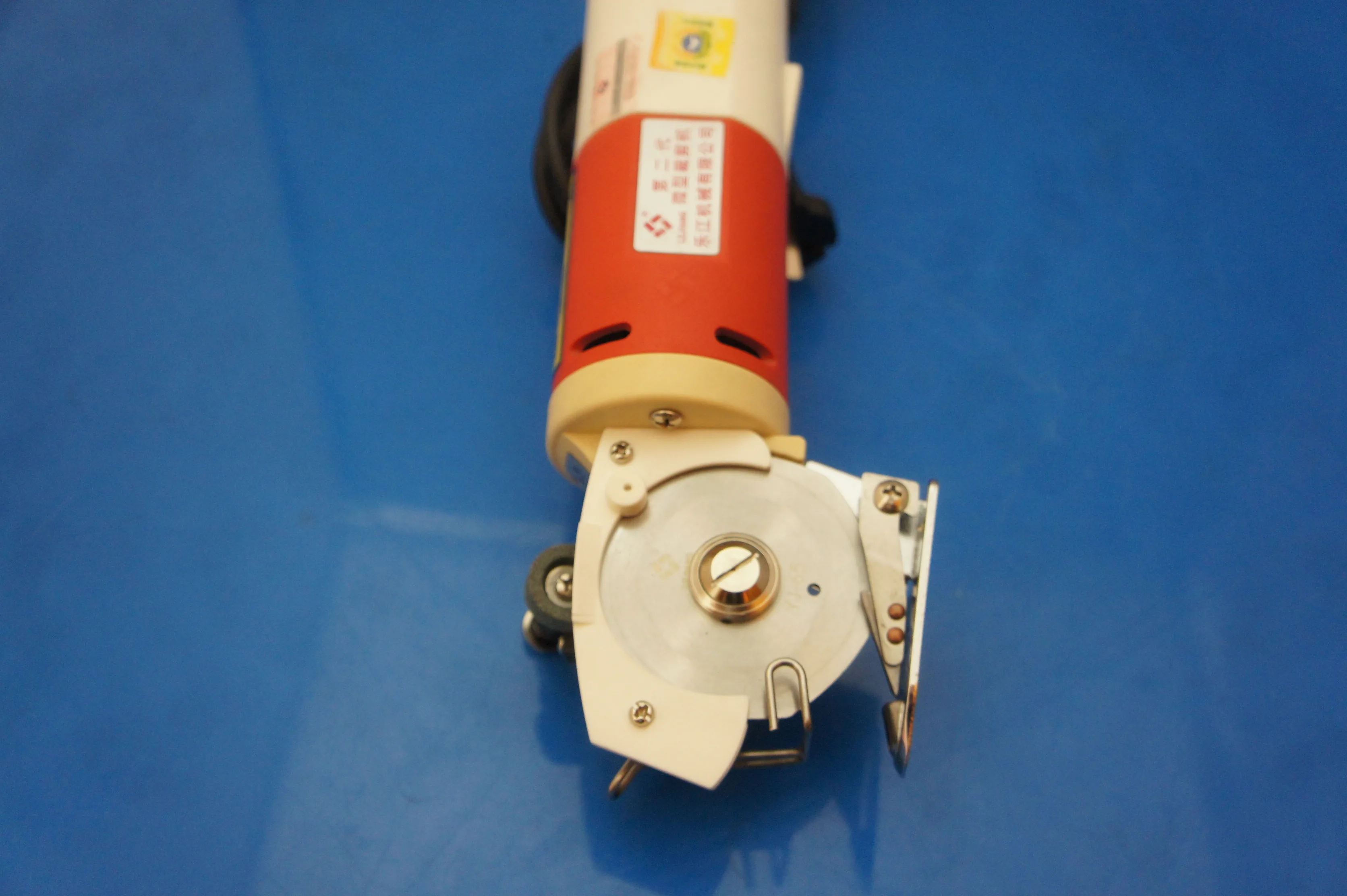 YJ-65 type Electric Cloth Cutter Fabric Round Knife Cutting Machine Blade Diameter 65mm , Carpet floor mat leather cutting