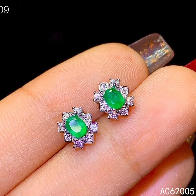 

KJJEAXCMY Fine Jewelry 925 sterling silver inlaid natural Emerald female new earrings Ear studs fashion support test with box