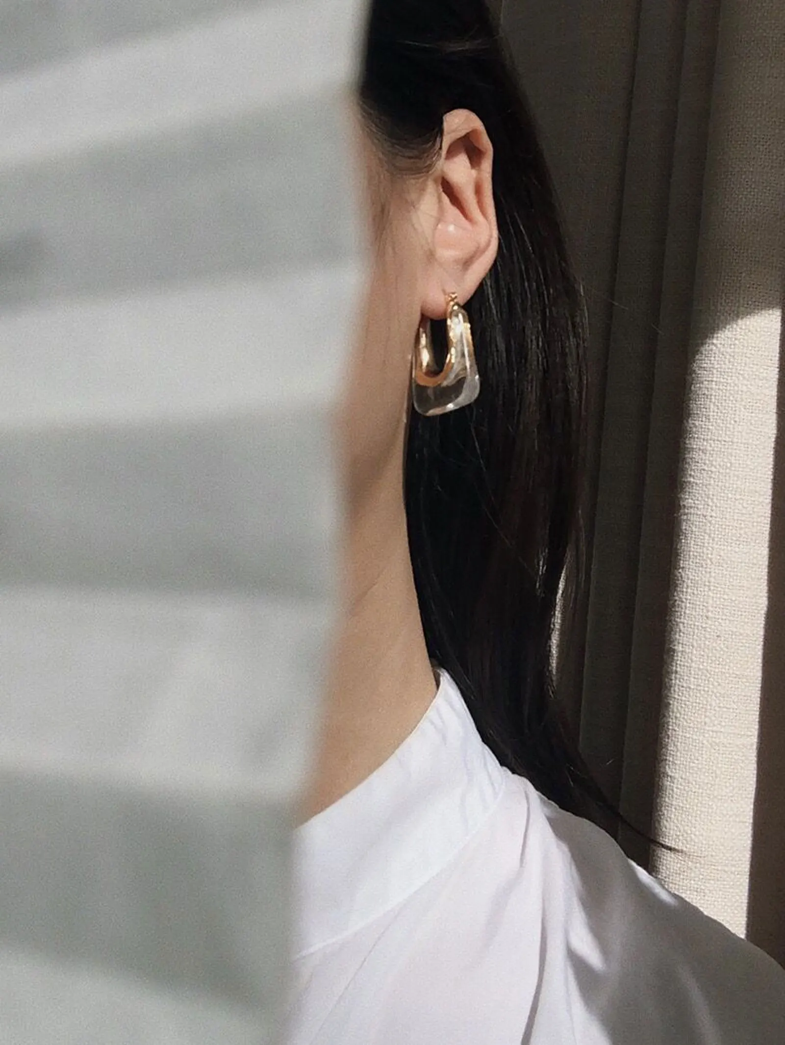 Clear Acrylic Hoop Earrings for Women Girls Transparent Lucite Geometric Rectangle Brown Green Resin Hoops Everyday Jewelry