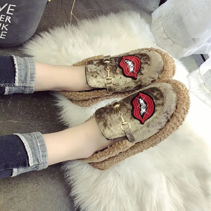 2024 Red Lips Cotton Shoes  New Autumn Winter Women Warm Short Fashion Female Plush Thicken Warm  Student Flat Boots