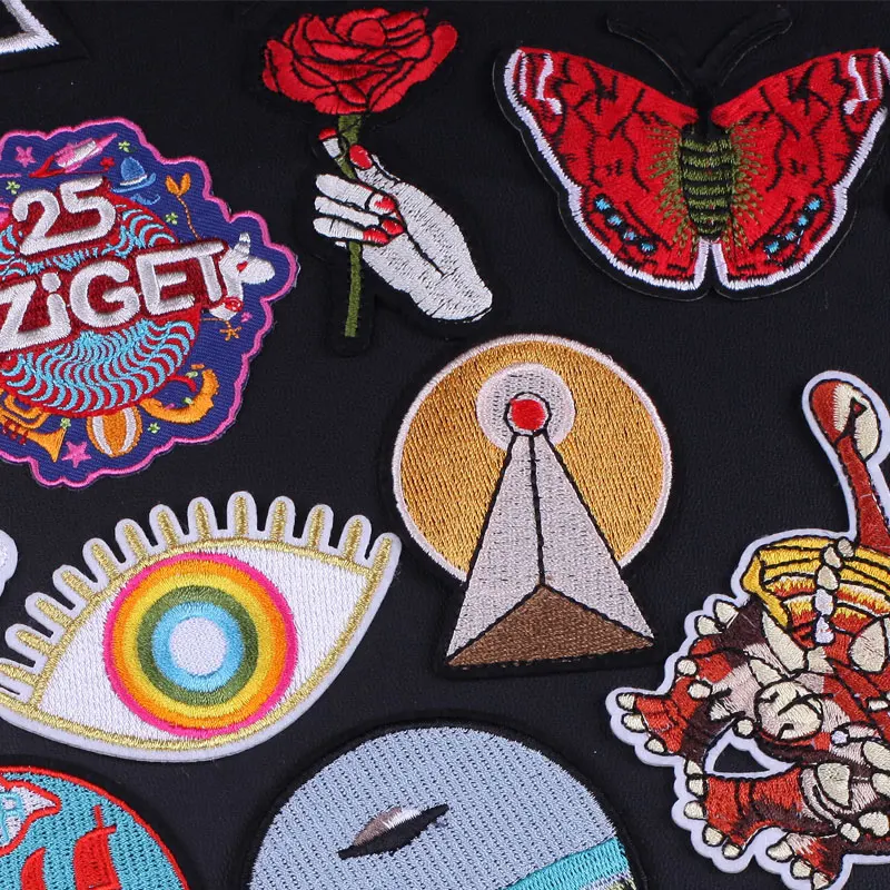 Clothing Thermoadhesive Patches on Clothes Stickers Iron on Camera Eyes Butterfly Dinosaur Letters V Embroidered Patches Badges