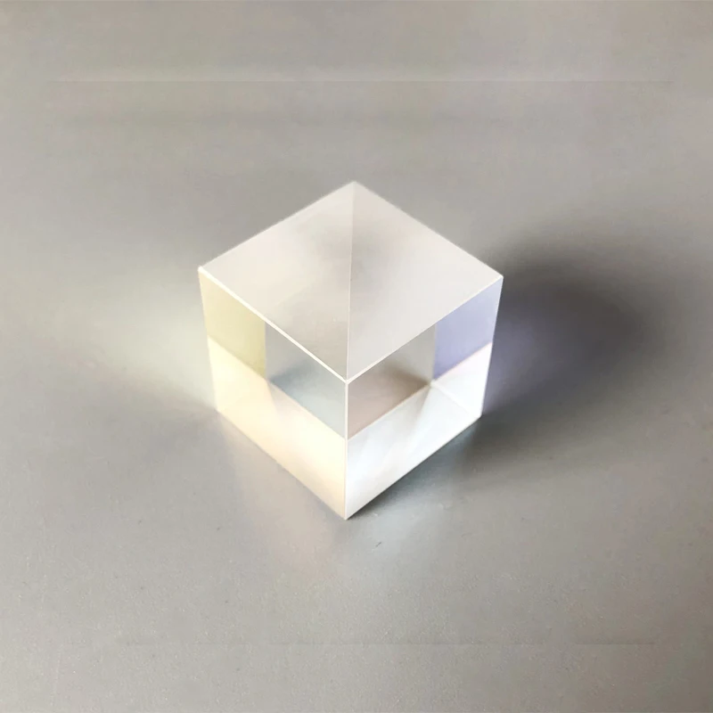 Beamsplitter Glued Cube 10 * 10 * 10mm Split Ratio 5: 5 K9 Material Semi-transflective Optical Experiment Custom Laser Cube