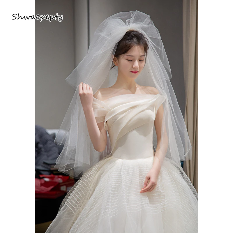 Shwaepetc Puffy A Line Tulle abito da sposa principessa Off spalla abiti da sposa lunghi con Sweep Train abiti coreani di campagna