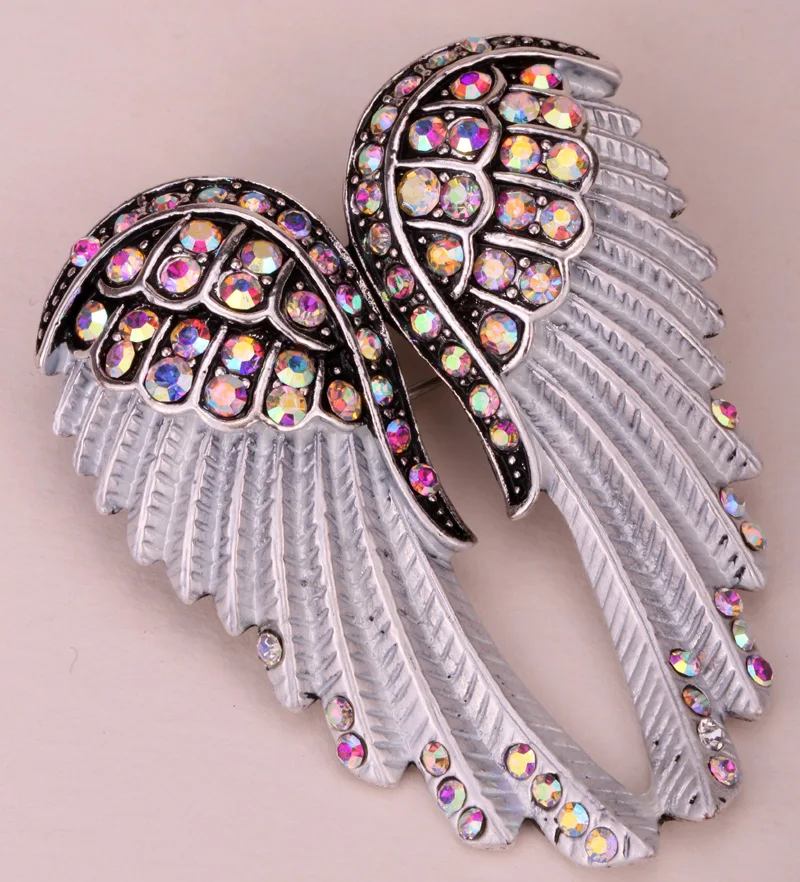 YACQ Angel Wings Brooch Pin Pendant Women Biker Jewelry Gifts for Mom Her Wife Girlfriend W Crystal Wholesale Dropshipping BD03