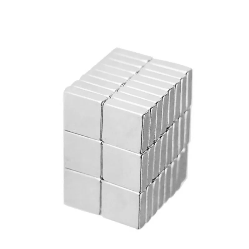 10 ~ 200pcs 10x10x3 millimetri Quadrate Potenti Magneti 10x10mm Al Neodimio Magnetico N35 10x10x3 millimetri Blocco di Forte Magnete 10*10*3mm