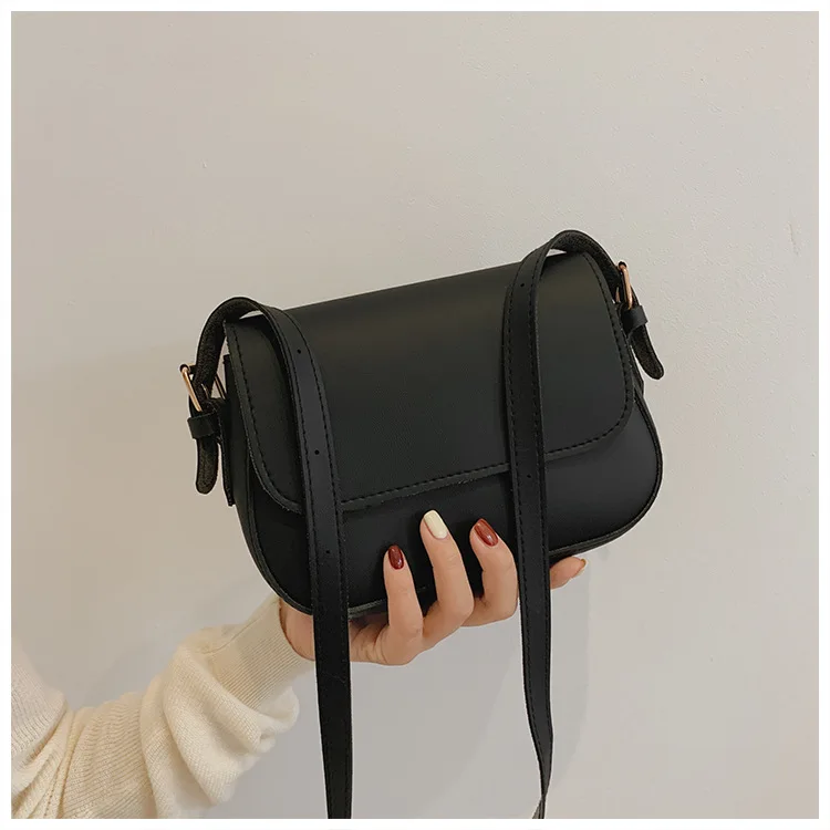 Vintage Small Underarm Bag Fashion Crossbody Bags for Women Solid Flap Shoulder Bag Designer Handbags and Purses Messenger Bags