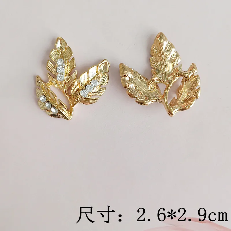 50個の葉の形をしたペンダント,合金,26x29mm,結婚式のアクセサリー,葉の形,手作りのジュエリー作り