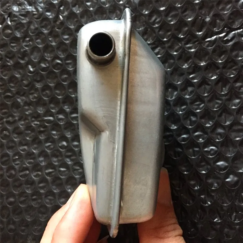 TU26 MUFFLER EXHAUST ON SIDE FOR MITSUBISHI TL26 2 CYCLE MINI 25.6CC STRIMMER 768 SPRAYER DISTER WATER PUMP HEDGE TRIMMER PARTS