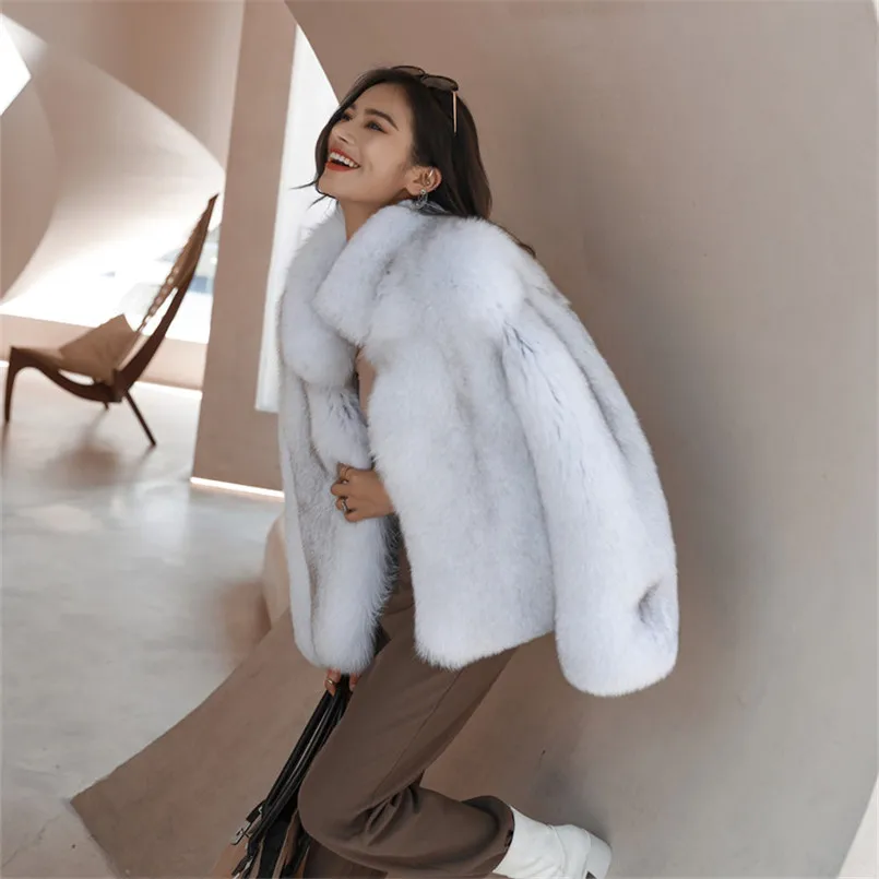 ผู้หญิงแฟชั่น Blue Fox Fur Jacket ฤดูหนาวใหม่อบอุ่นเสื้อกันหนาว Luxury Full Pelt Fluffy Outwear