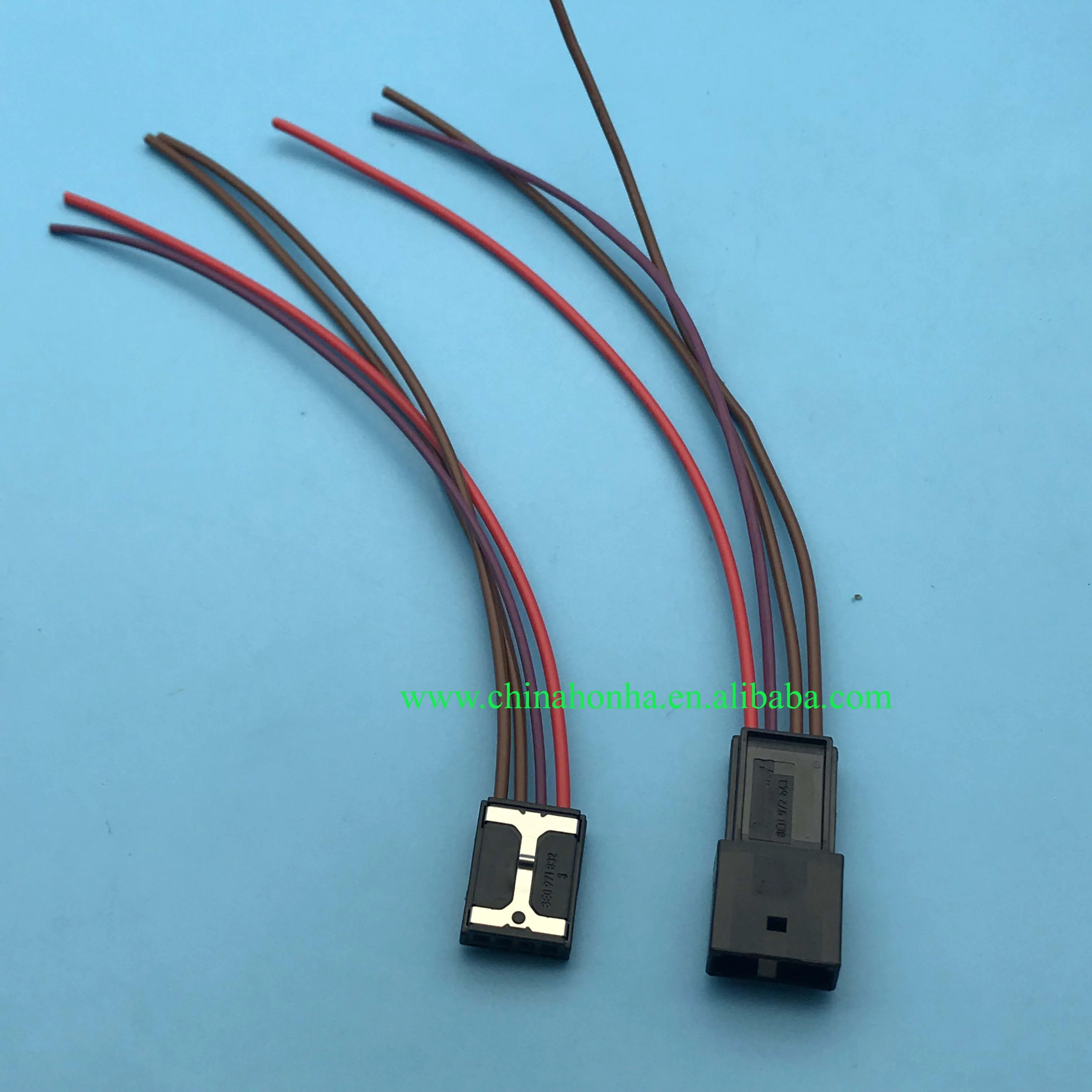 Free shipping  200 pcs 8E0972643 with  pigtail + 200 pcs 8E0971832 with 10cm and 20AWG wire