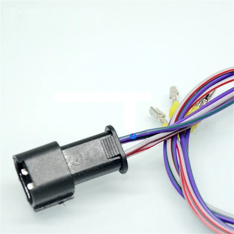 1 Set Applicable to new Hyundai Kia Freddy whistle horn conversion plug harness one drag two lossless harness adapter