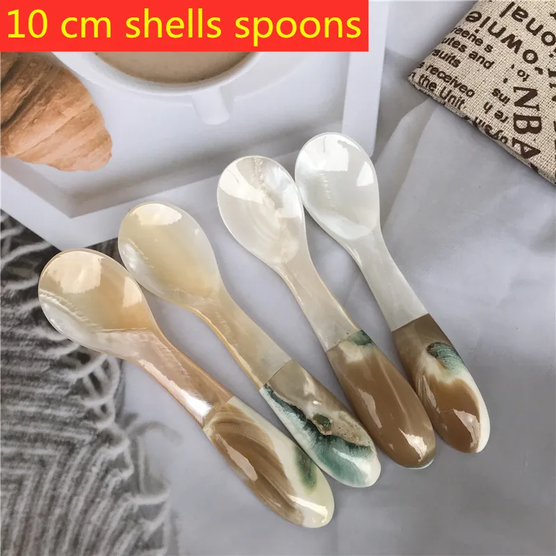 2PCS Natural Conch Shell Mussel Coffee Spoon River Mask Seasoning Spoon Scoop of Caviar Creative Conch Characteristics