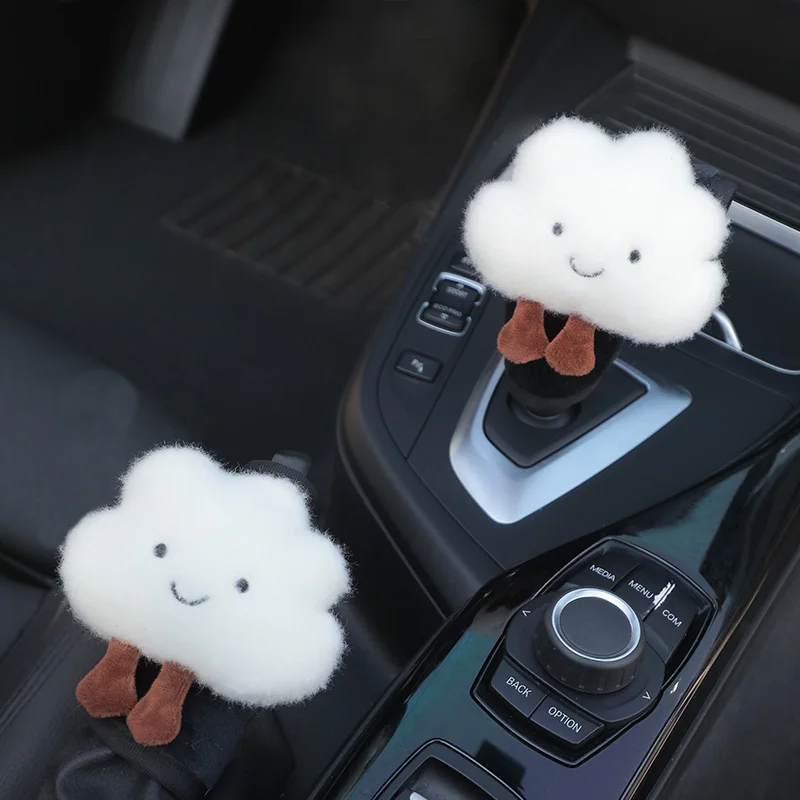 Cute Cartoon Cloud Uniwersalne akcesoria samochodowe Pokrowiec na dźwignię zmiany biegów Lusterko hamulca ręcznego Pluszowa dekoracja wnętrza samochodowego pasa bezpieczeństwa