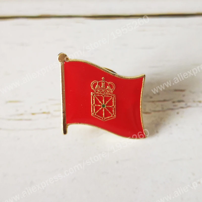 Navarre Flag Lapel Pins Spain Provincial Nationalities Region Brooch Crystal Epoxy Metal Enamel Badge