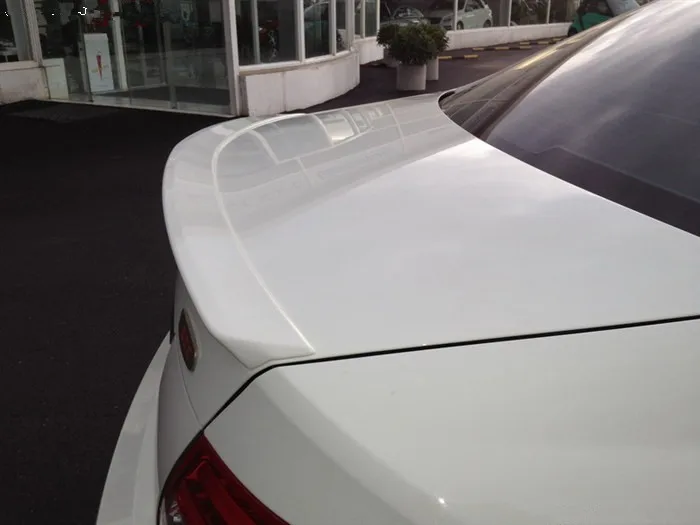 For Mercedes Benz W204 Spoiler 2008-2014 C-class C180 C200L C63 Spoiler High Quality ABS Car Rear Wing Spoiler