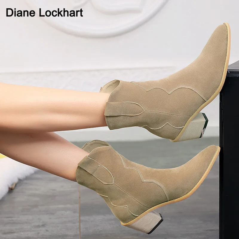 

2022 Female Western Cowboy Boots Women Flock Square High Heels Short Shose Cowgirl Booties Ankle Botas Cossacks Shoes Apricot