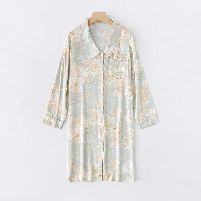 2021 قميص نوم نسائي خريفي بأكمام طويلة من الساتان وياقة مدببة تنورة سوداء مموجة مطبوع عليه نقط فستان نوم مثير للسيدات