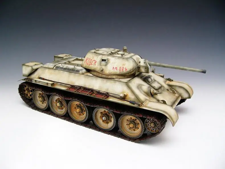 Trombettista 00905 1/16 T-34/76 modello 1942 Kit modello