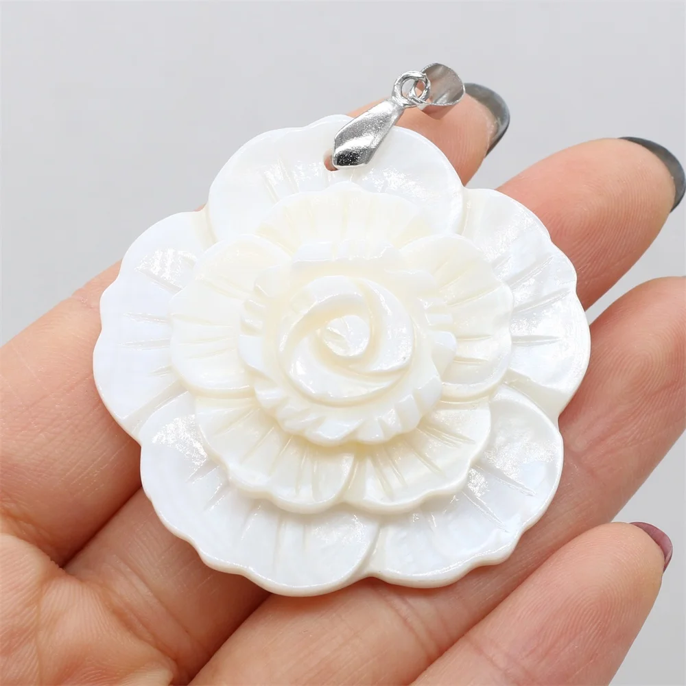 Natural Abalone Shell Pendant Flower shape Mother of Pearl Exquisite charms For jewelry making DIY Necklace accessories