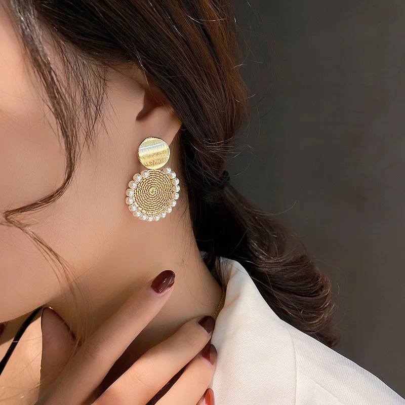 Korean Fashion Jewelry-Accessories Geometry Hollowed Out Circular Pearl Earrings Temperament Tonghua Earrings Women Wholesale