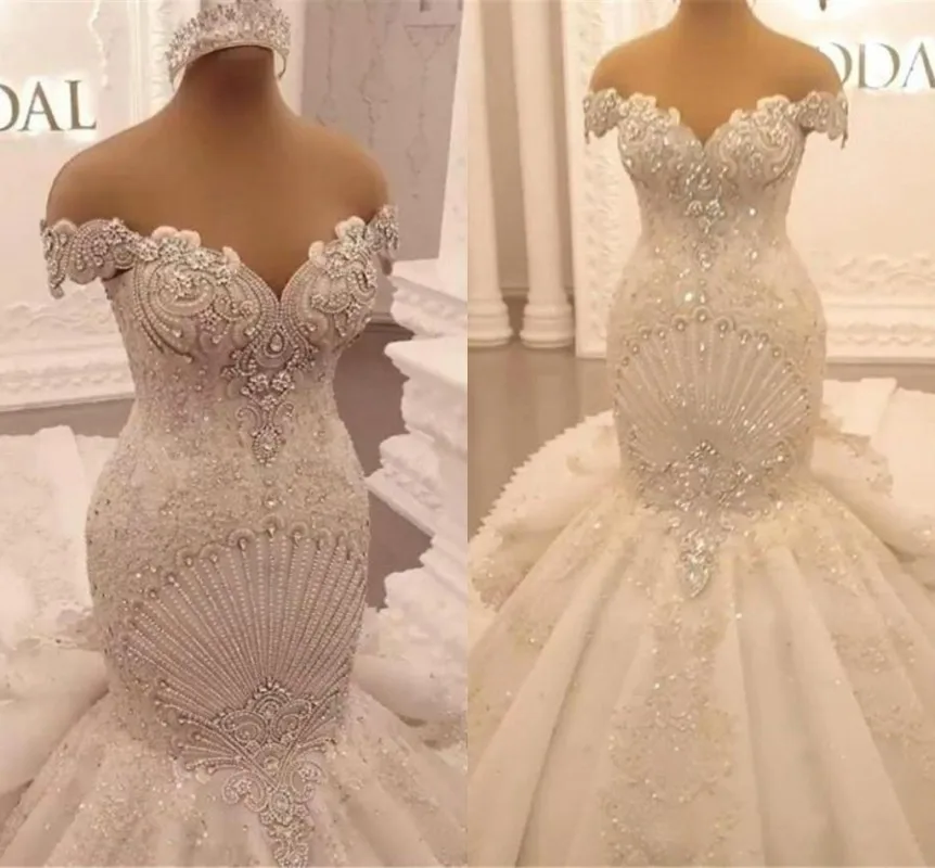 Vestidos de noiva sereia sem costas, apliques de luxo, vestidos de cristal elegantes, vestidos de noiva árabes Dubai, 2024