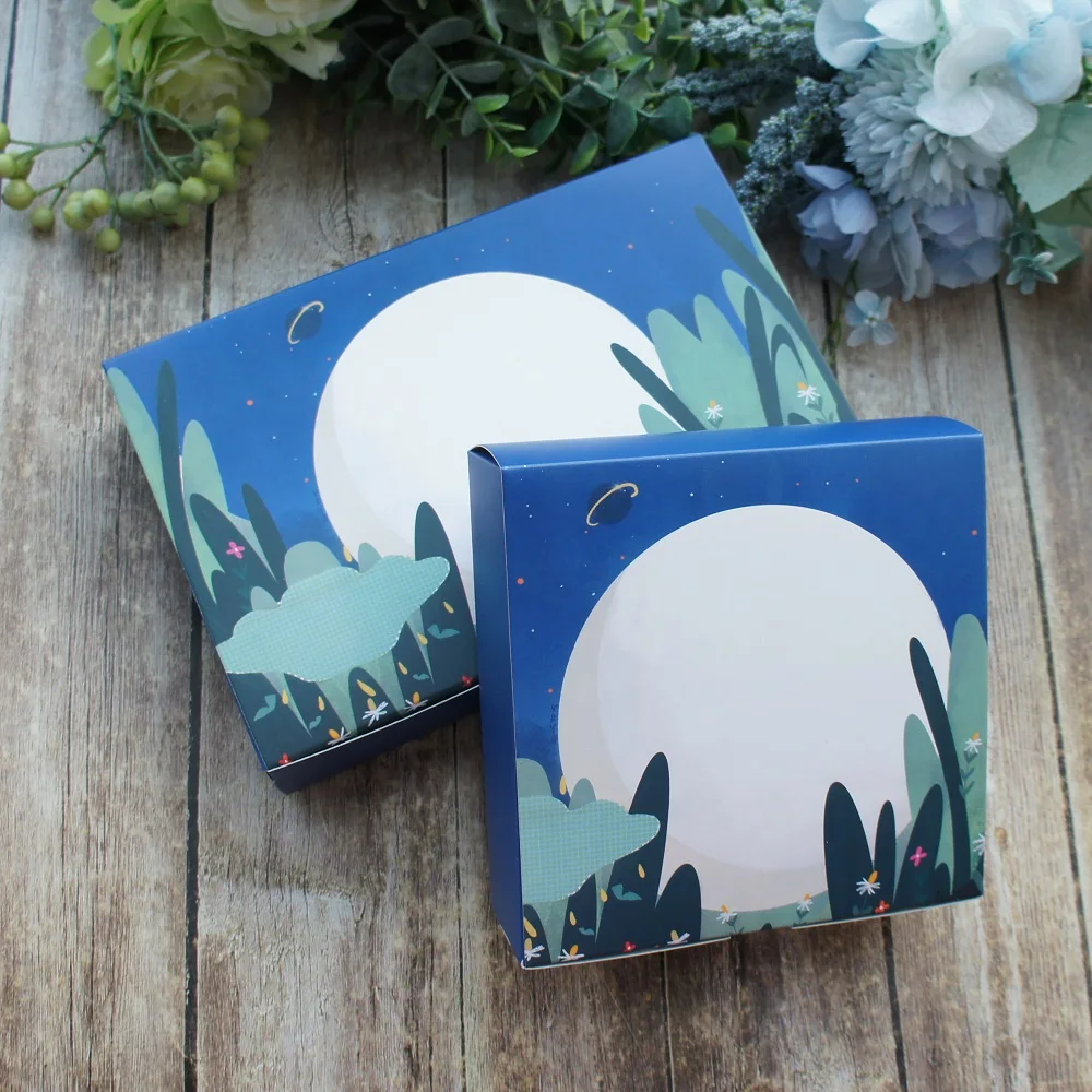 

2 Size Moon Rises From The Forest 10pcs Macaron Chocolate DIY Bake Paper Box Wedding Favor Birthday Party Gifts Packaging