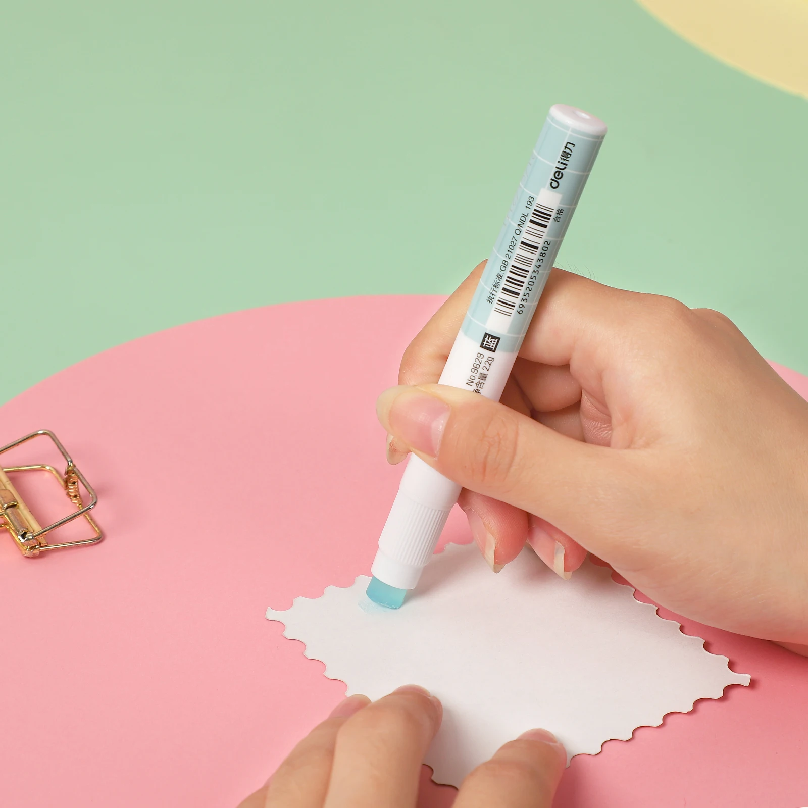 JIANWU Wholesale Fast Dry Glue Stick Color Jelly Solid Glue Pen Shape Spare Stick Refill Creative DIY Study and Office Supplies image 5