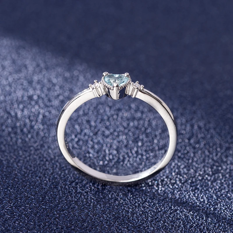 Fashion Women Rings 925 Silver Jewelry Heart Shape Blue Zircon Gemstone Finger Ring for Wedding Engagement Party Gift Ornaments