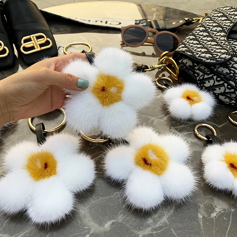 Women Cute Real Fur keychain Mink Omelette Sun Flower Fur Pendant Toys Bag Charm ornaments Car Key Metal Key Ring Trinket Gift