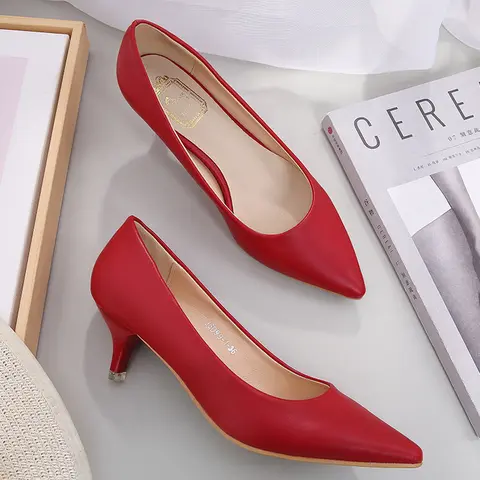 Zapatos de lujo de gama alta para mujer, tacones altos, zapatos de boda, zapatos de tacón de aguja para mujer, zapatos de tacón de cuero de 5CM, tacones altos de talla grande 42/43