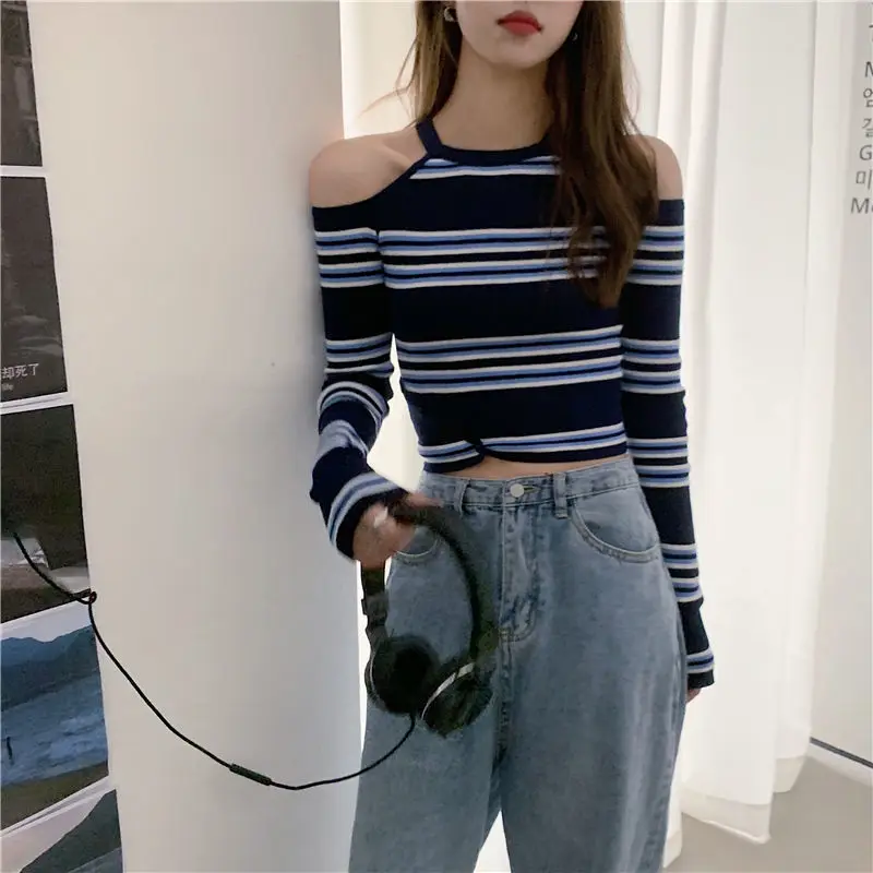 Woman Sweaters Women\'s Slim-Fit Knitted Short Halter Striped off-Shoulder Top, Autumn Femme Chandails Pull Hiver