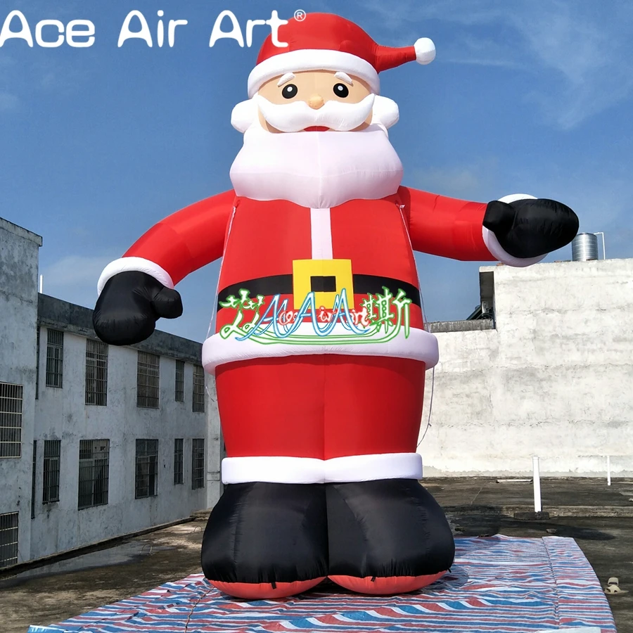 Outdoor Giant Christmas Inflatable adornment 6 m Tall Animated airblown Santa Claus