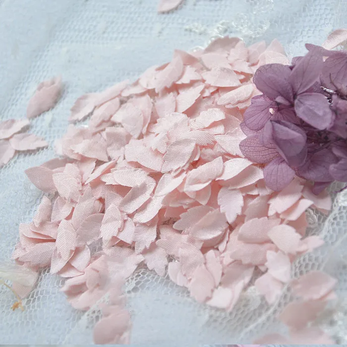 Mini-Mehrfarbig, 200 Stück 3D-Blätter-Blütenblatt-Satin-Blumen-Aufnäher, DIY handgemachtes Puppenblumen-Zubehör, 0,8x1,5cm, RS2796 – Detail 3