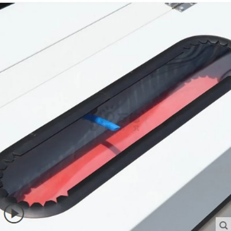 Glossy UV Coating Machine Photo Flyers Coating