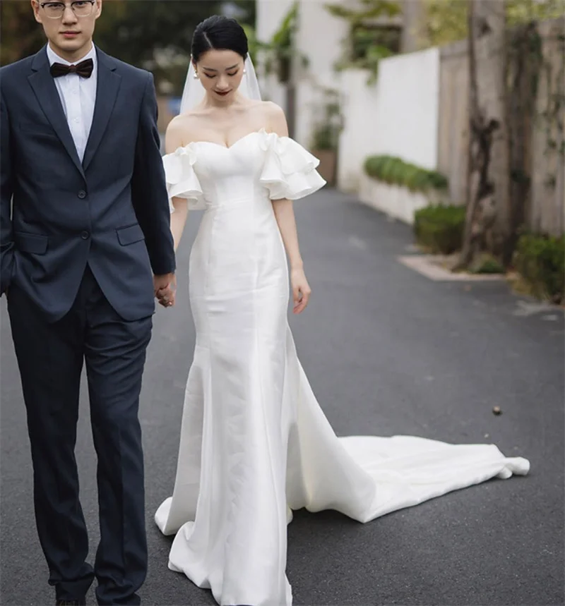 Off-hombro corea del estilo de barrido tren Vintage boda elegante vestido de tubo de satén de novia trajes de novia vestidos de mairee boda