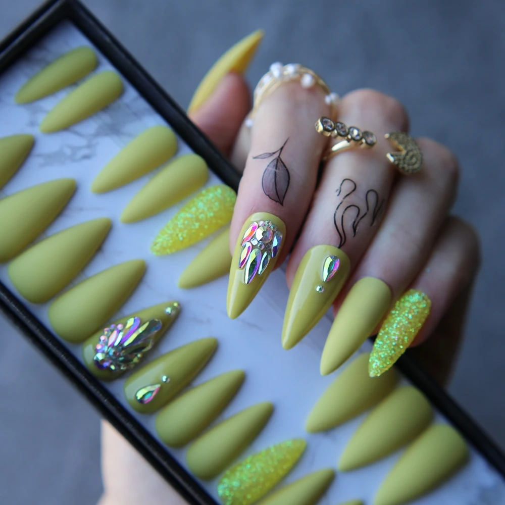 Lemon Long Stiletto crystal Fake nails Matte yellow glitter false nails press on nails custom box 24pcs wedding nails queens