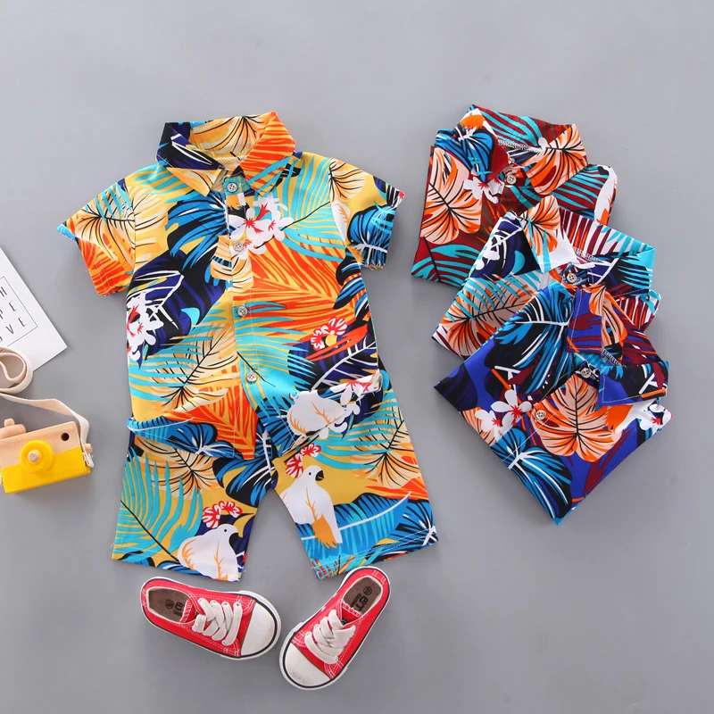 

Summer 2021 new children and Baby's graffiti covered with print beach suit boys short sleeve suit Bohemian style suit