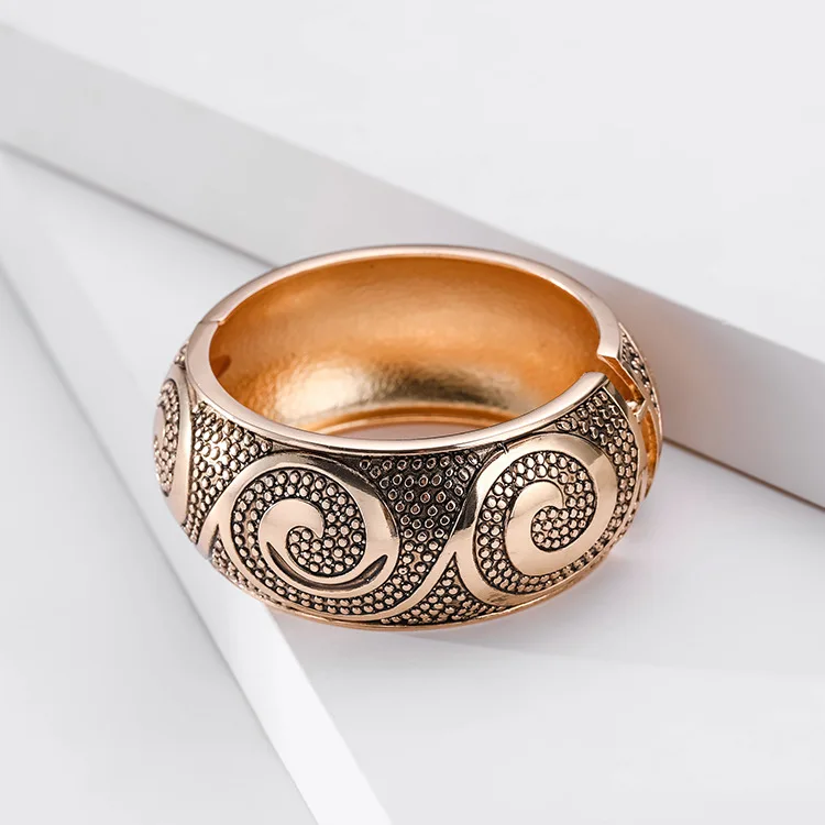 Ethnic Totem Metal Carved Wide Bangles Tibetan Gold Color Vintage Retro Tribal Bracelet Bangle Cuff For Women