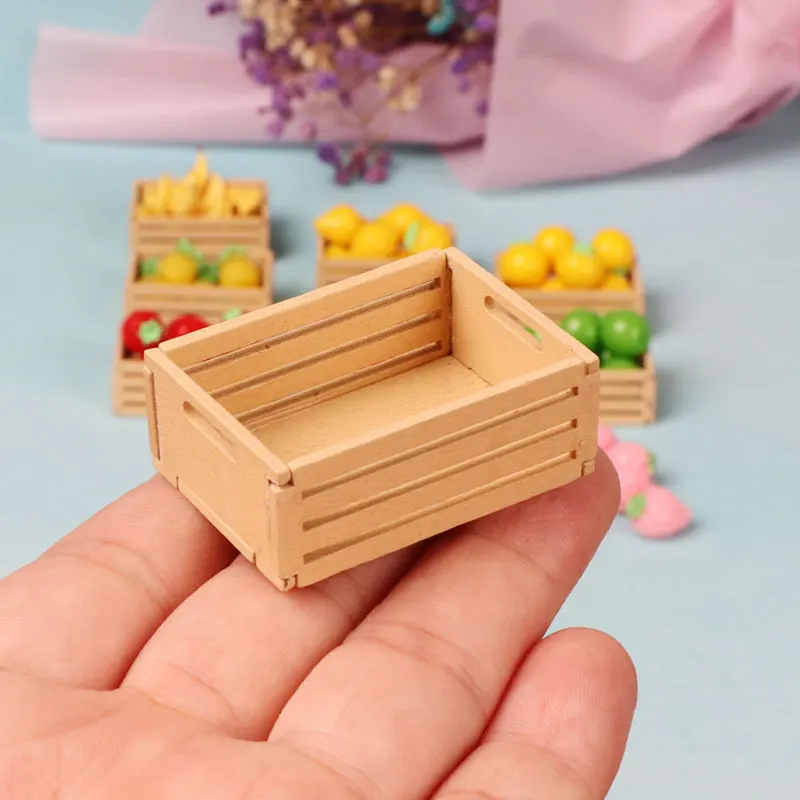 1Pc Mini Wooden Frame Fruit Basket Dolls Furniture For Barbie House 1/6 1/12 Miniature DollHouse Accessories Toy Ob11 Bjd Decor