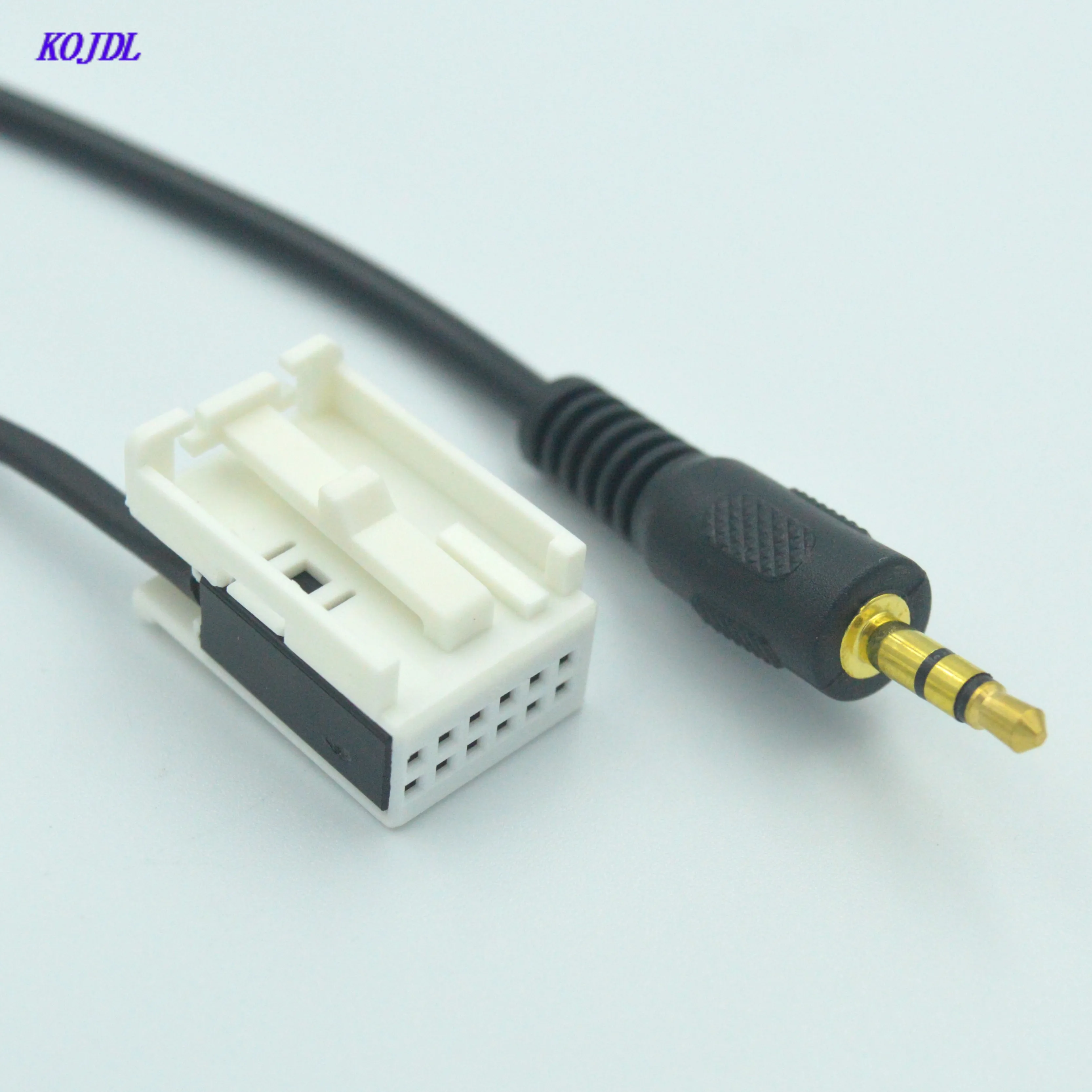 Car AUX Line Input Cable  Plug For Mercedes Benz Comand APS NTG W209 CD 20 30 50 W221 W251 W164 X164 W169  W203 W245 KOJDL